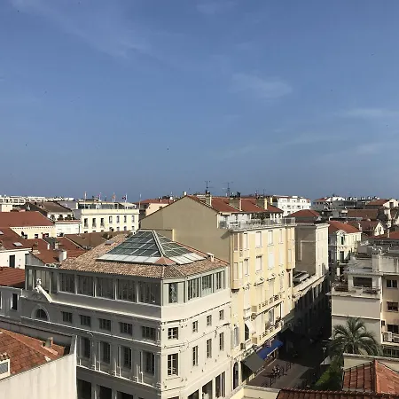 Festival Apartamento